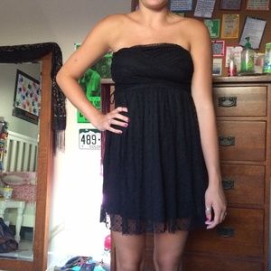 strapless black lacy dress