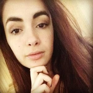 Meet your Posher, Lily