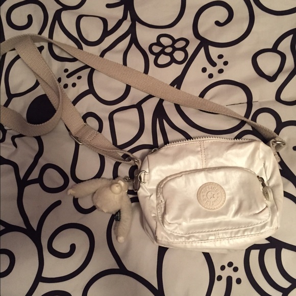 Kipling Accessories - White Kipling cross body purse