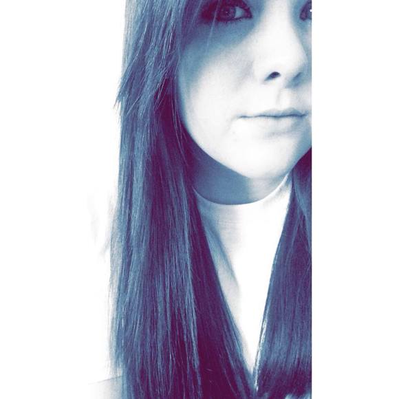 Meet your Posher, Eva