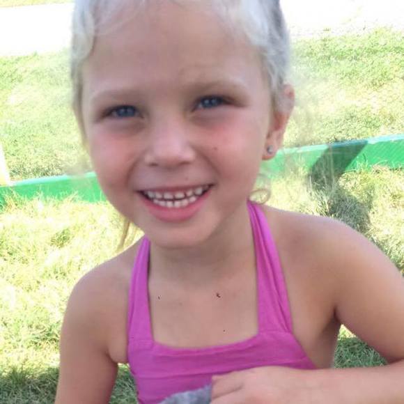 Meet your Posher, Elizabeth