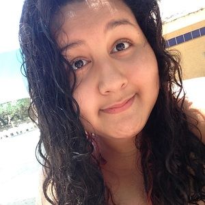 Meet your Posher, Brianna