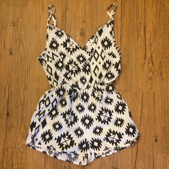 **Brand New** Black & White Printed Romper