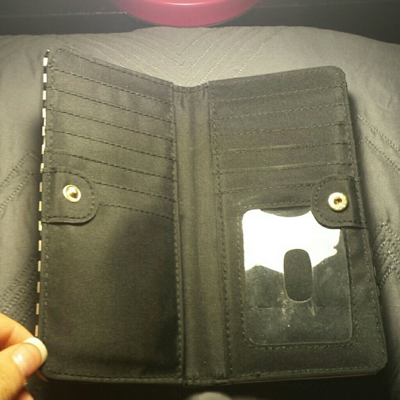 Striped Wallet - Picture 3 of 3