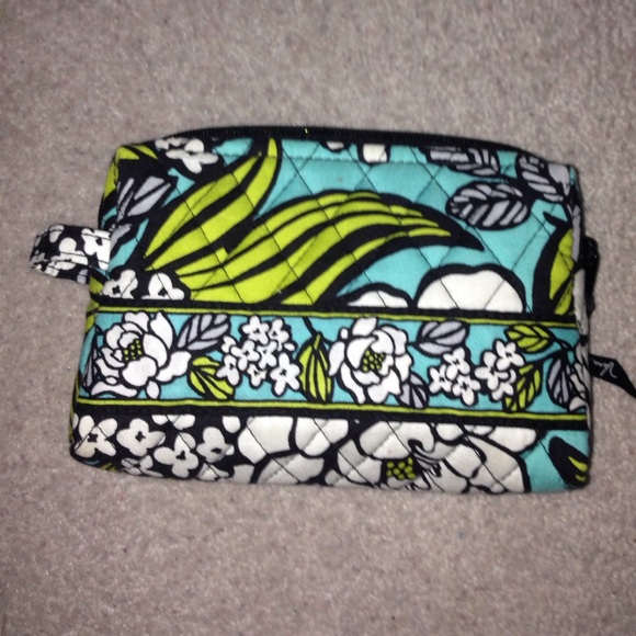 Vera Bradley small cosmetic case