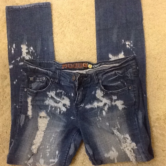 Bleached & Distressed Jeans