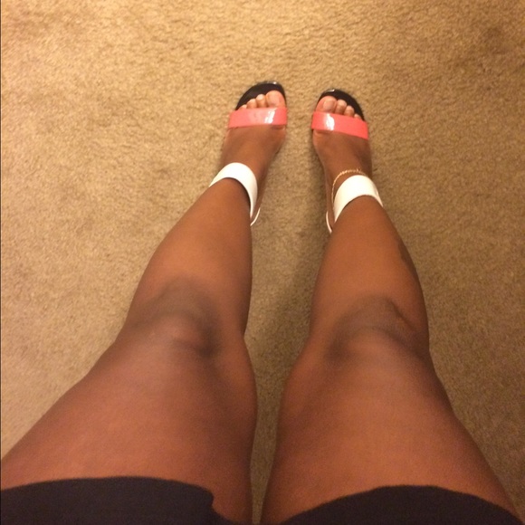 Heels - Picture 3 of 4