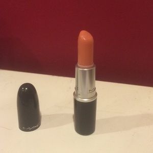 AUTHENTIC mac nude lipstick