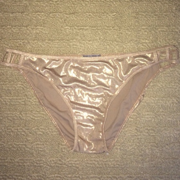 ☀️PacSun metallic bikini bottoms!
