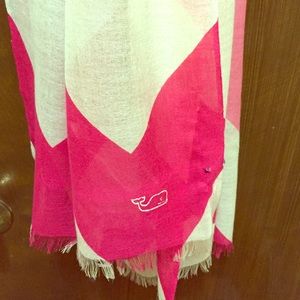 Vineyard Vines scarf