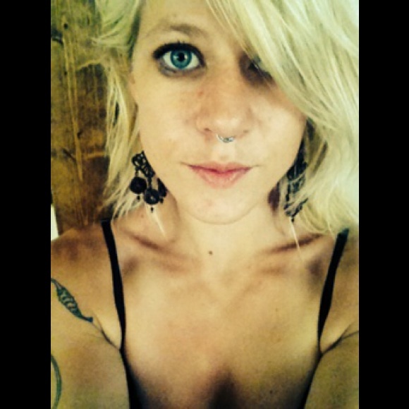 Meet your Posher, Maggie - Picture 1 of 1