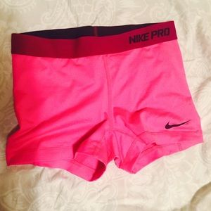 Nike pro compression shorts small