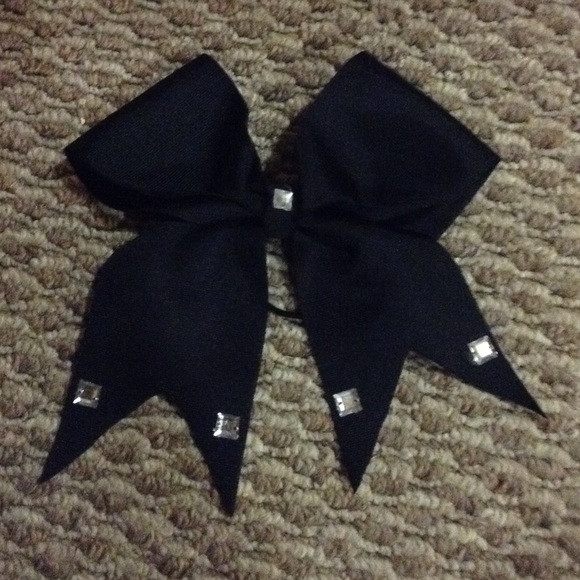 cheer bow