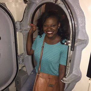 Meet your Posher, Whitney k.