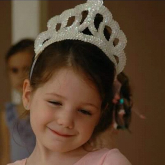 Meet your Posher, Mackenzie - Picture 1 of 1