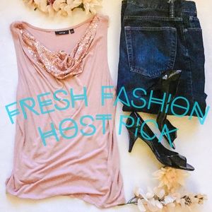 💐HP Fresh Fashion 💐 Peach Sleeveless Sequin Tank