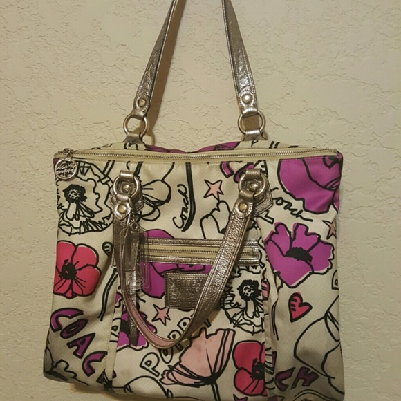 Large coach poppy tote