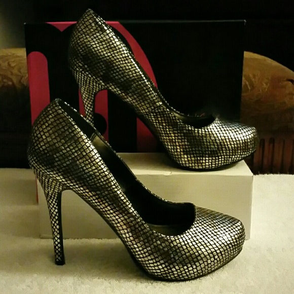 Michael Antonio Loveme - Picture 2 of 4