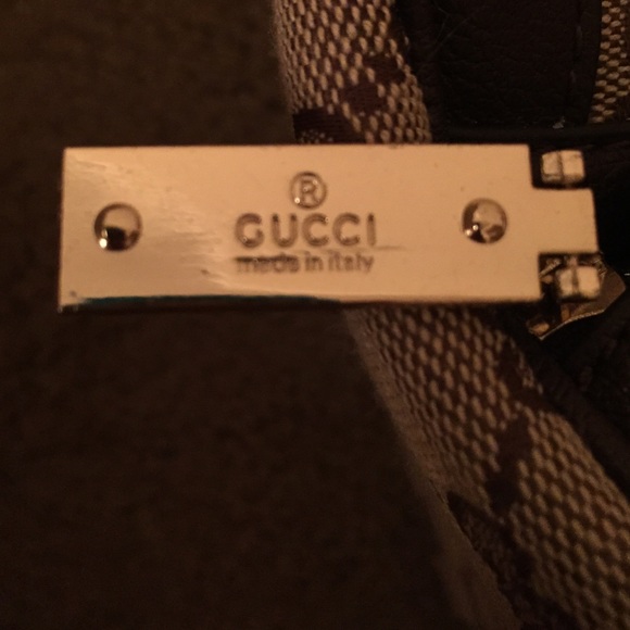 Gucci Handbag - Picture 3 of 3