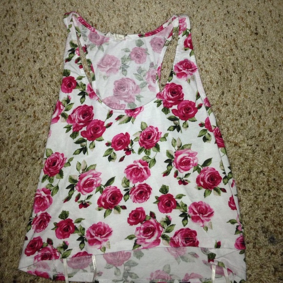 Rose printed flowy top