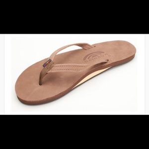 Single layer leather narrow strap rainbow sandals