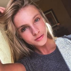 Meet your Posher, Raeanna