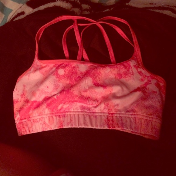 sports bra