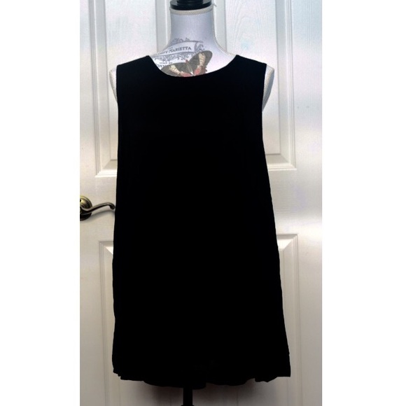 Forever 21 Dresses & Skirts - Swing Dress!