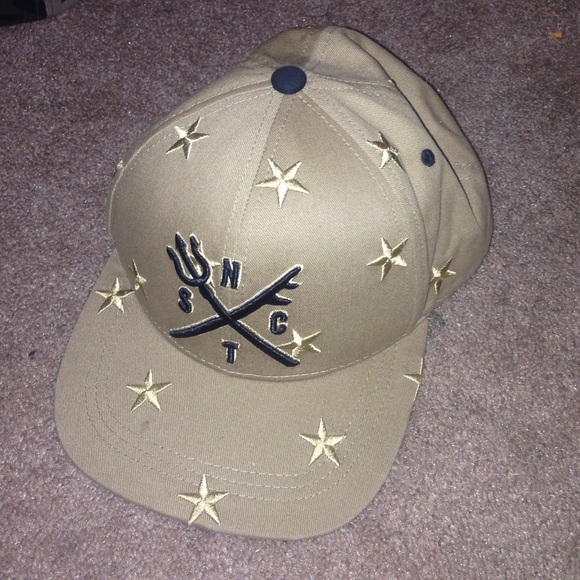 H&M SnapBack