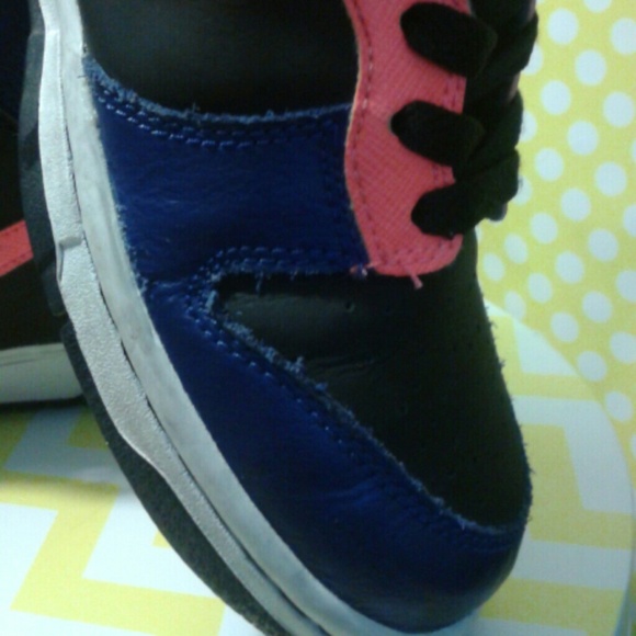Nike Dunk Hightops - Picture 3 of 4