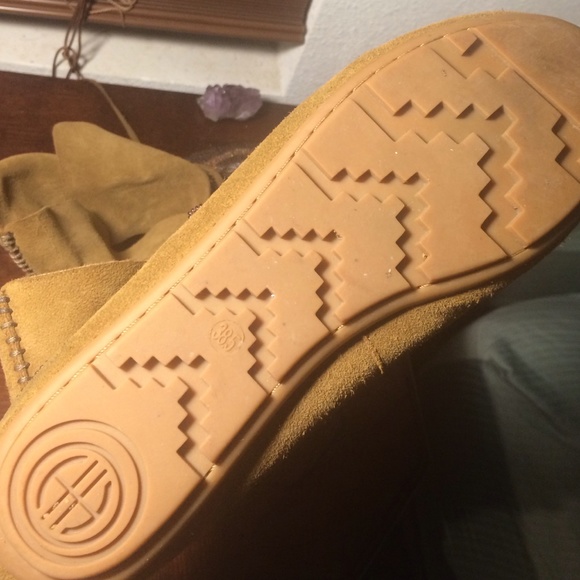 HOUSE OF HARLOW BEADED MOCCASINS 38.5 - Picture 4 of 4