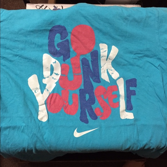 Nike T-Shirt