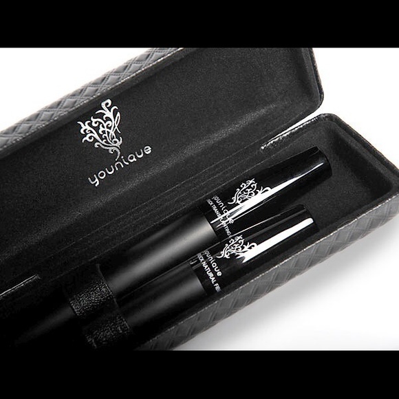 Younique 3D Fiber Lash Mascara