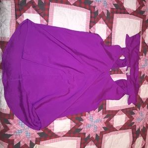 Sleeveless collard tank