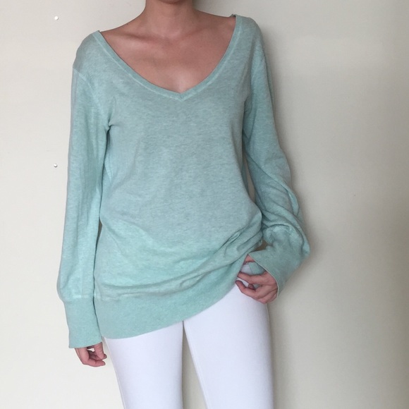 Generra Light Turquoise Deep V Neck Sweater SZ L