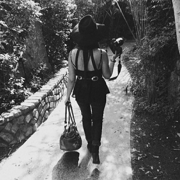 • • MEET YOUR SELLER • • - Picture 2 of 4