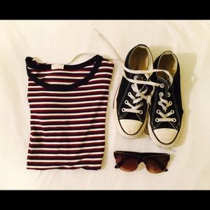 ✨Never Worn✨ - Brandy Melville Shirt