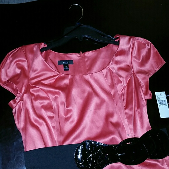 Extemely cute coral dress - Picture 2 of 3