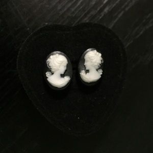 Tarina Tarantino earrings