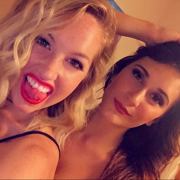 Meet The Posher! 💕 - Picture 3 of 4