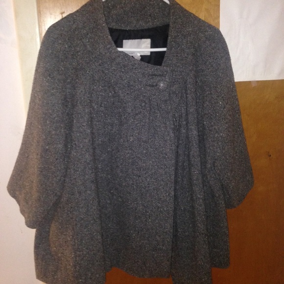 Grey tweed jacket.