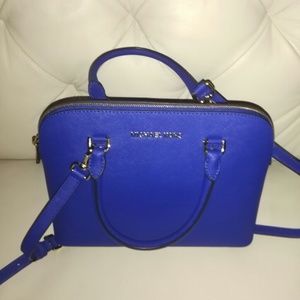 Michael kors satchel