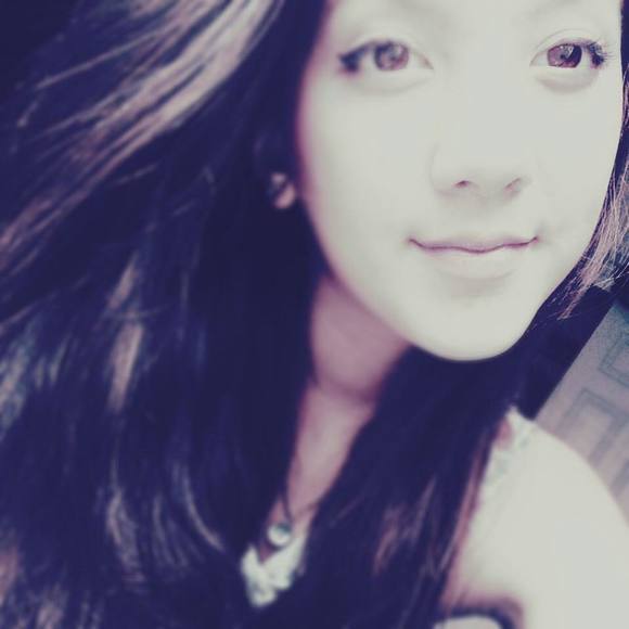 Meet your Posher, Leslie - Picture 1 of 1