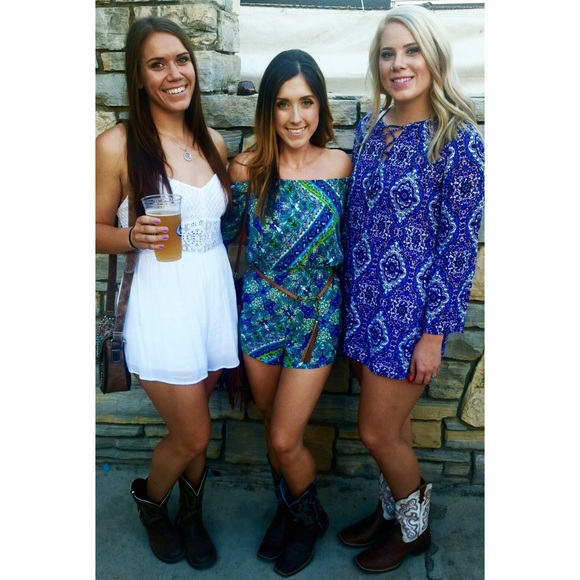 Cori Jená 💕✨☕️ - Picture 4 of 4