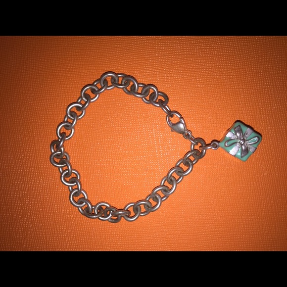Tiffany & Co. Present Bracelet