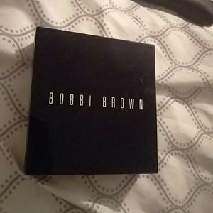 Bobbi Brown shimmer brick.