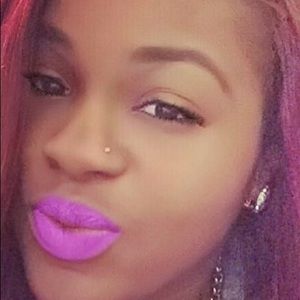 Meet your Posher, Elysia