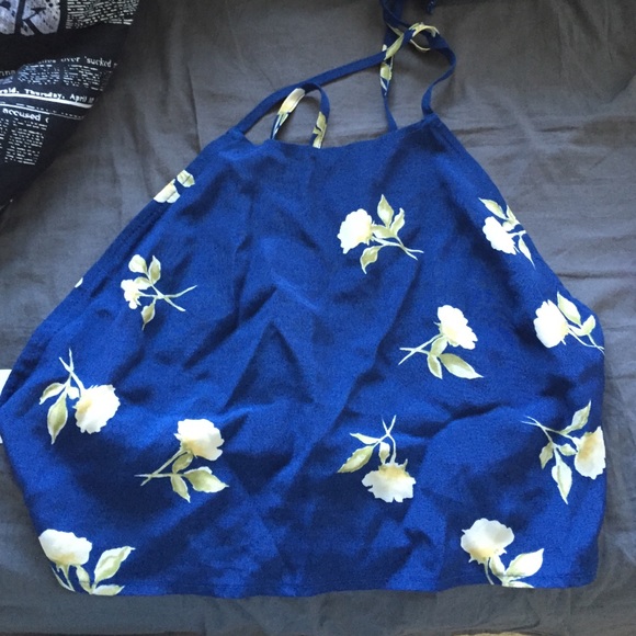 Backless Crop Top
