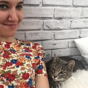 Meet your Posher, Lily