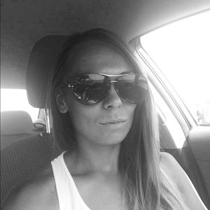 Meet your Posher, Magda